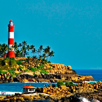 tourhub | Holiday Tours and Travels | Kerala Luxury Package for 7-days from Cochin includes,Hotel,Houseboat & Vehicle 