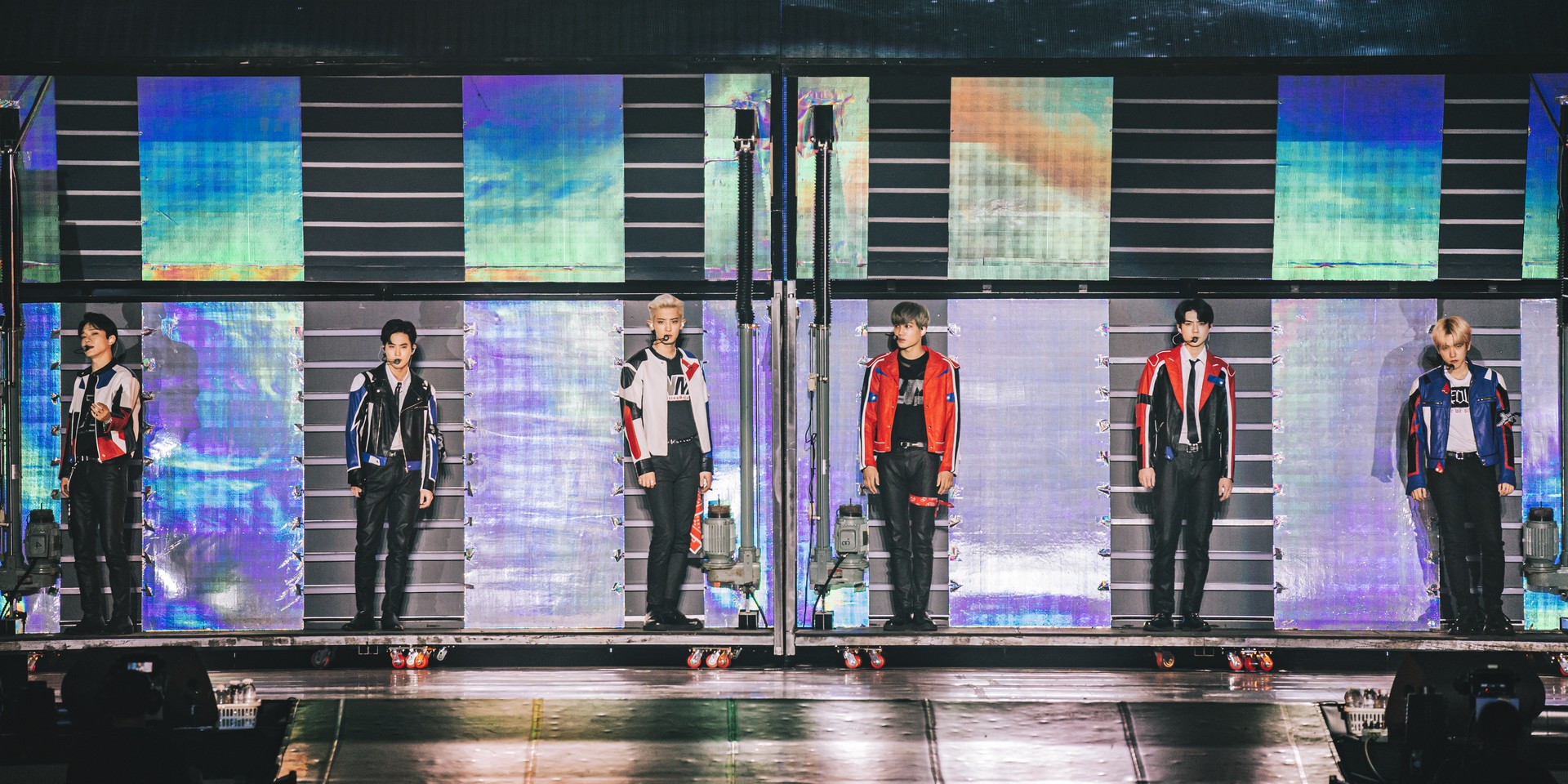 EXO只剩六人本地开唱 答应粉丝 “我们是一体的”