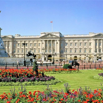 tourhub | British Heritage Tours | London & Iconic England Small Group Tour - 6 days 