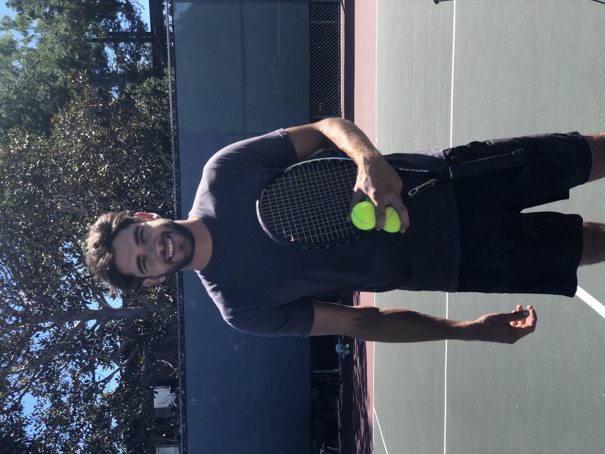 Chris D. teaches tennis lessons in Marina Del Rey , CA