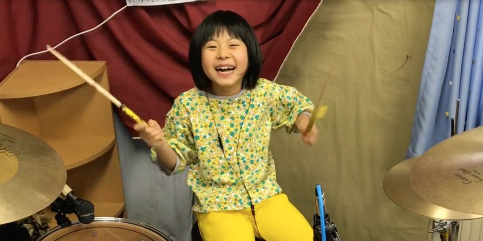 8-year-old girl does a smashing cover of Led Zeppelin’s ‘Good Times Bad Times’ – watch