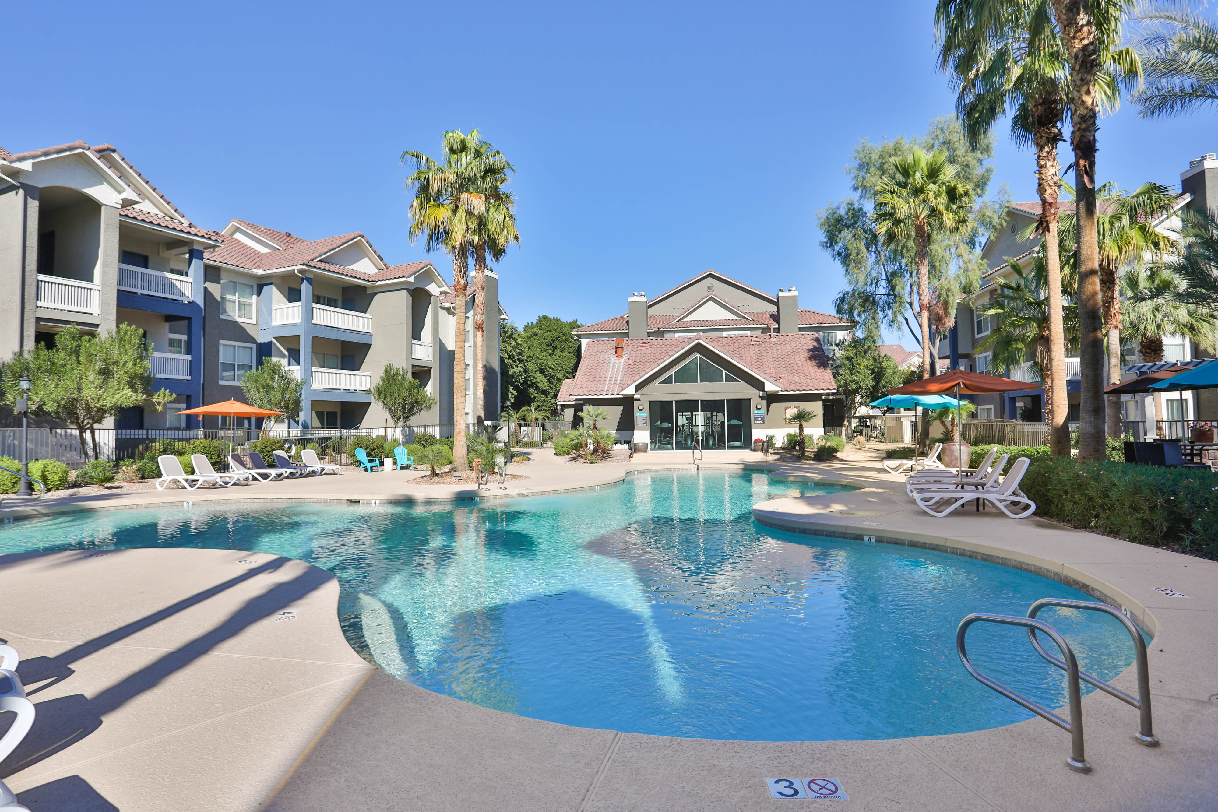 Apartments With 24 Hour Fitness Centers In Phoenix Az Srg Residential