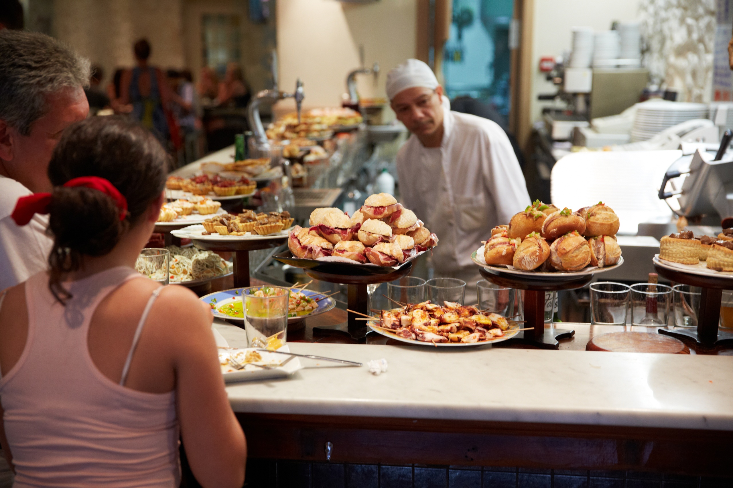 Route of Pintxos with Wines D.O. Spaniards in San Sebastián  in Semi-Private - Accommodations in San Sebastian