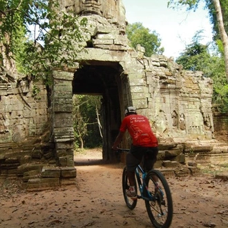 tourhub | SpiceRoads Cycling | Biking Bangkok to Angkor Wat 