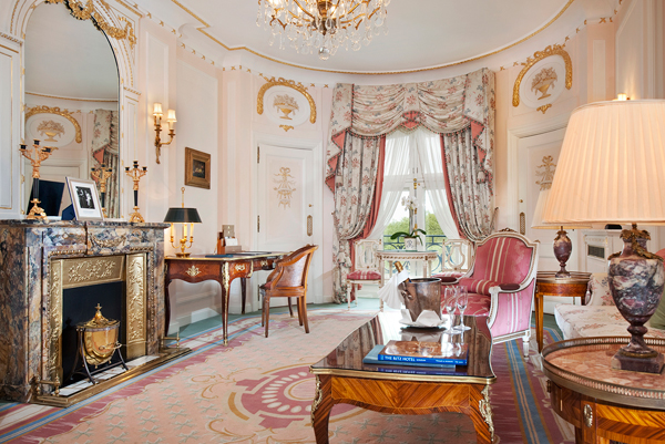 The Ritz London deluxe suite