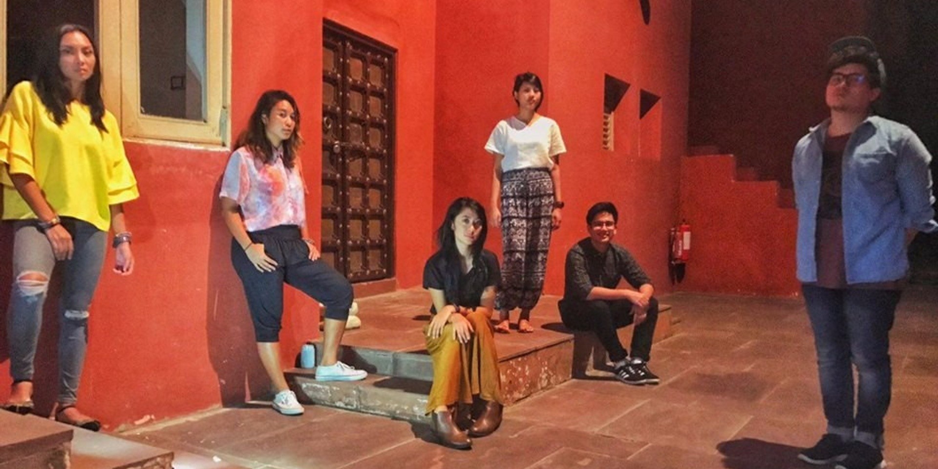 Watch The Ransom Collective perform Run on the streets of Jaipur