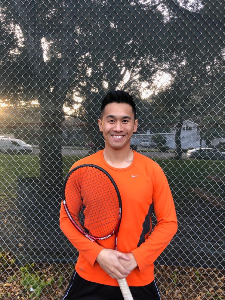 Jonathan L. teaches tennis lessons in Riverview, FL