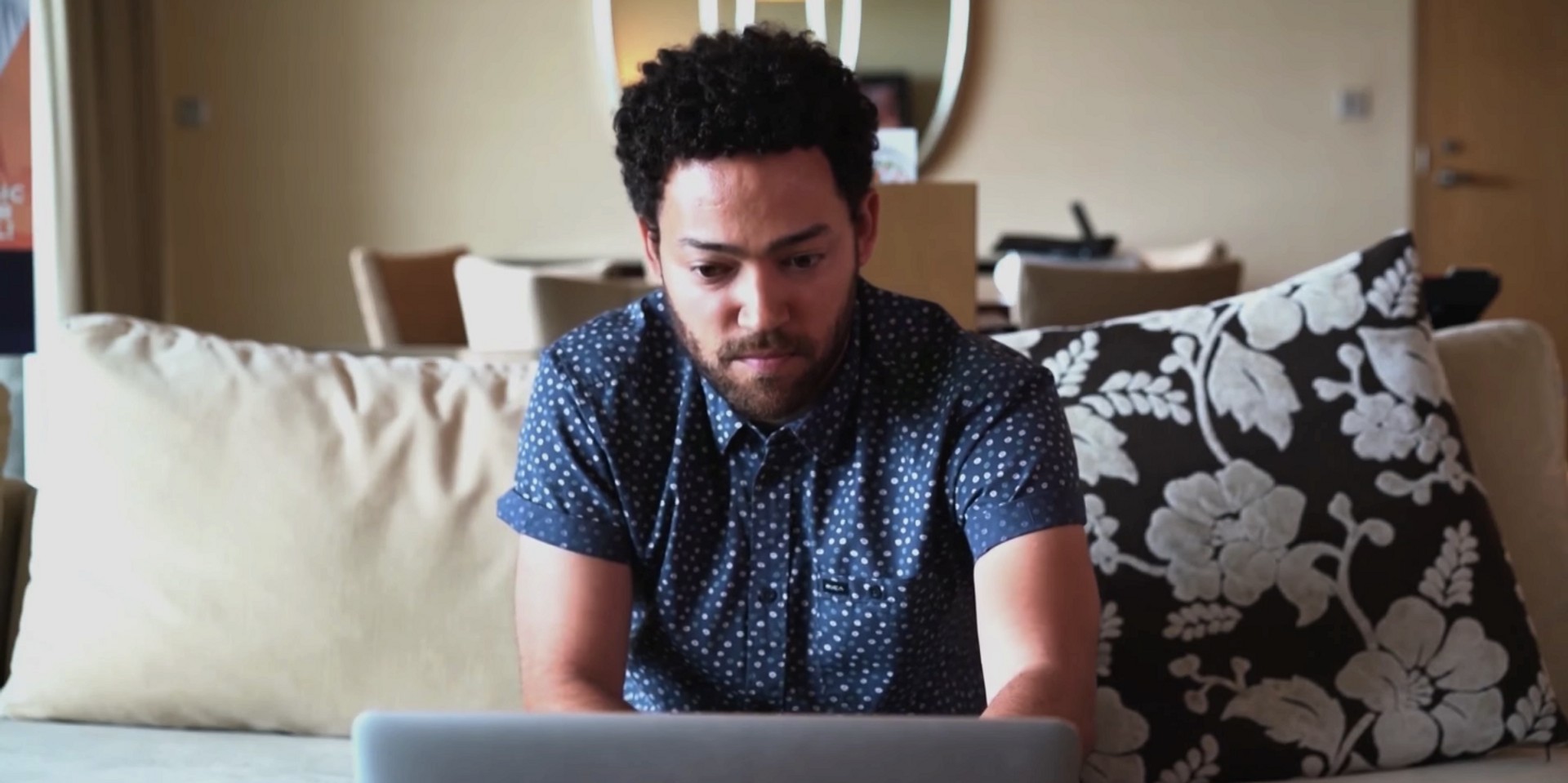 WATCH: Taylor McFerrin performs an improvised set in an MBS hotel suite