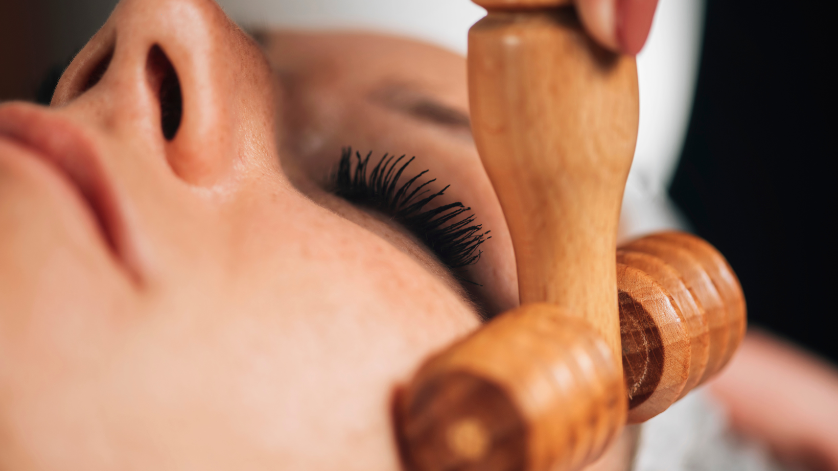 Représentation de la formation : Massage du Visage par le Bois (Madérothérapie Facial)