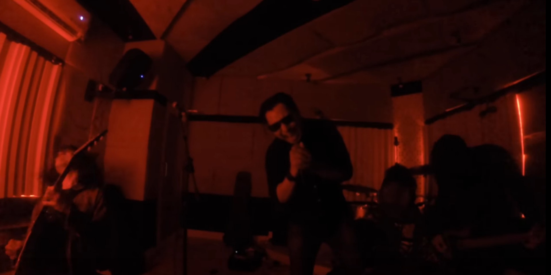 Blackteeth collabs with Kelompok Penerbang Roket's Viki on new live studio session — watch