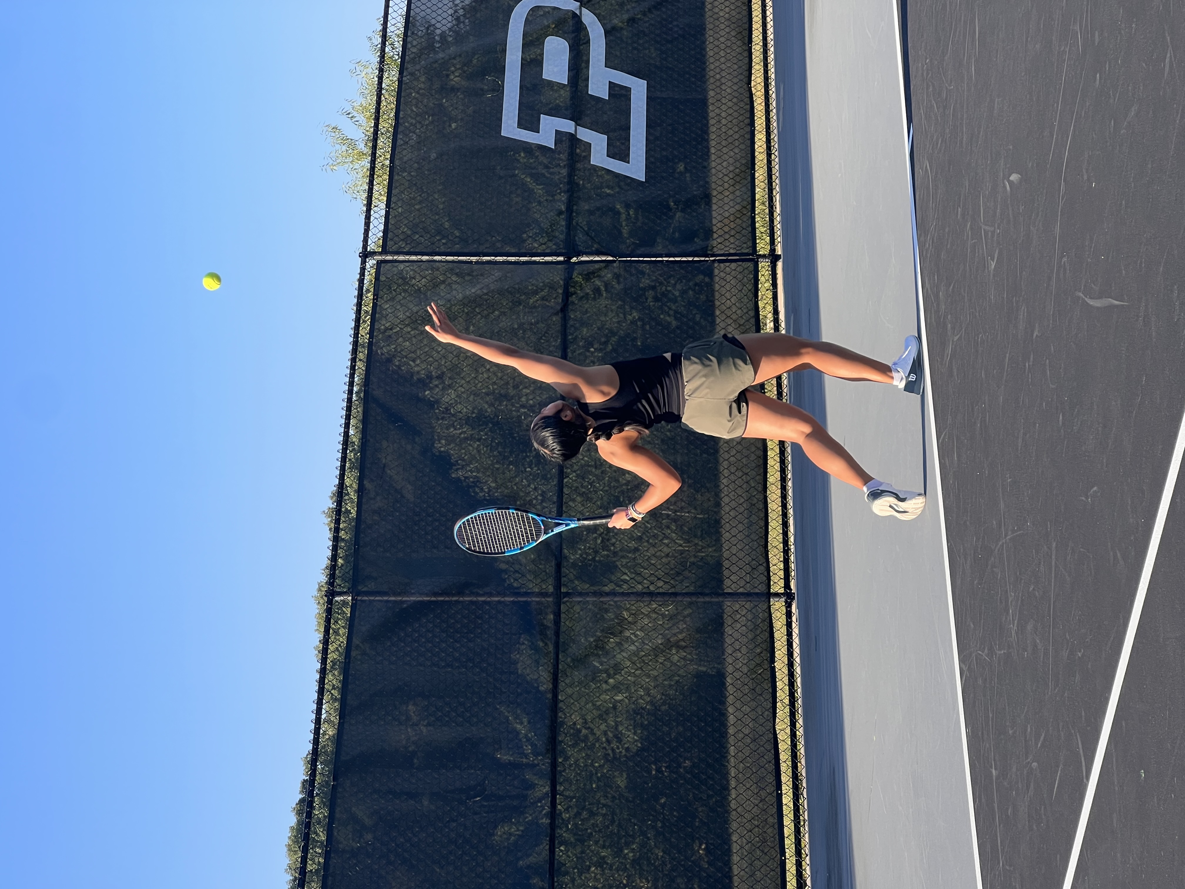Hannah S. teaches tennis lessons in Fishers, IN