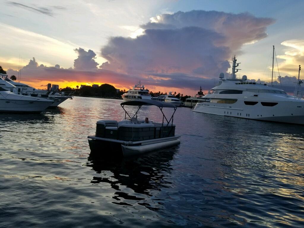 Private Evening Cruise Through Downtown Fort Lauderdale image 9