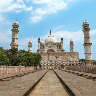 tourhub | Agora Voyages | Nagpur to Aurangabad via Amravati & Akola 