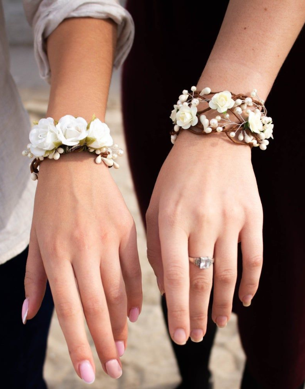 bridesmaid wedding accessories