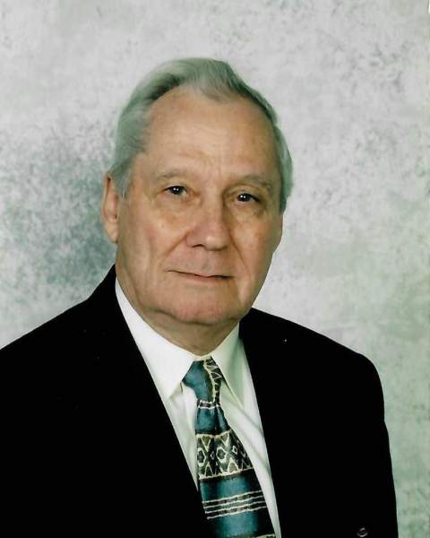 Dean Edward Lovins Profile Photo