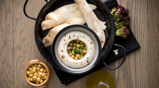 hummus- w-chickpeas