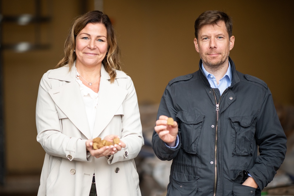 Paper Province vd Sandra Sundbäck och vice vd Paul Nemes, som nu fördjupar samarbetet med Dalarna och Gävleborg.  Foto: Solsta Foto.