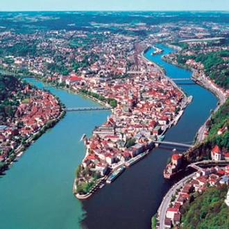 tourhub | Avalon Waterways | Christmastime on the Danube with 2 Nights in Prague (Westbound) (Tranquility II) 