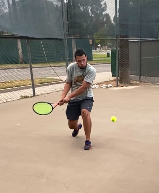 Luis M. teaches tennis lessons in Riverside, CA
