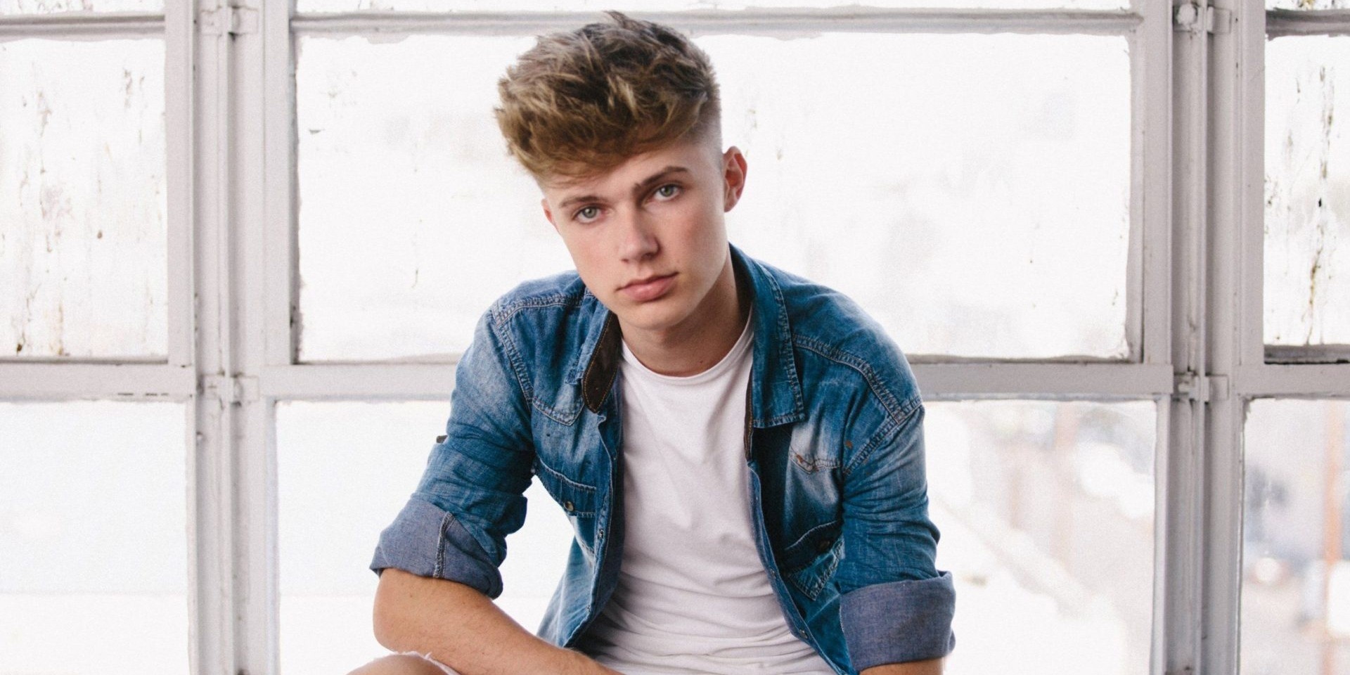 HRVY to make Manila debut in May