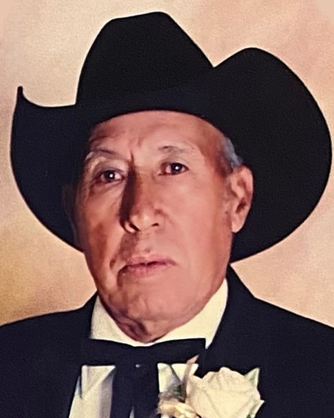 Manuel Carbajal Profile Photo