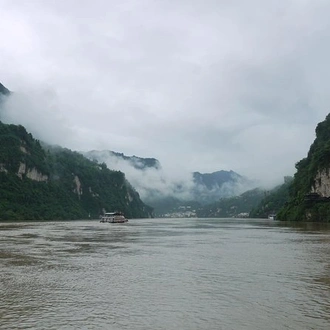tourhub | Silk Road Trips | Yangtze River Cruise from Yichang to Chongqing Upstream in 5 Days 4 Nights 