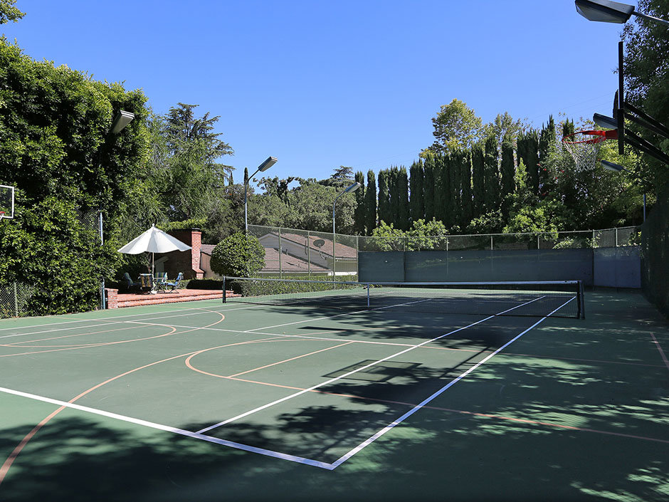 3 Home Tennis Courts Worthy Of A U S Open Champion The Agency