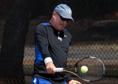 Larry L. teaches tennis lessons in Sedona, AZ