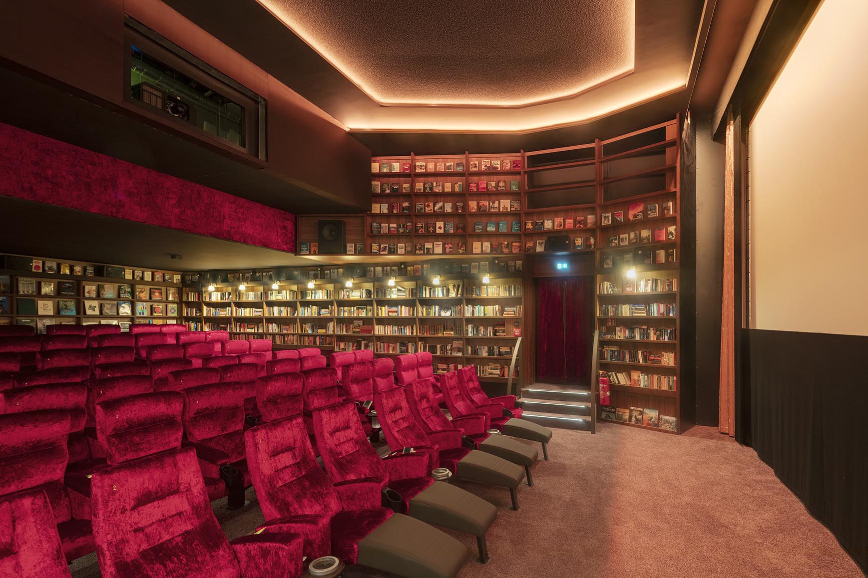 If cinema, then like this! The ASTOR Film Lounge at the ARRI