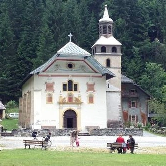 tourhub | UTracks | GR5 Alps Crossing 