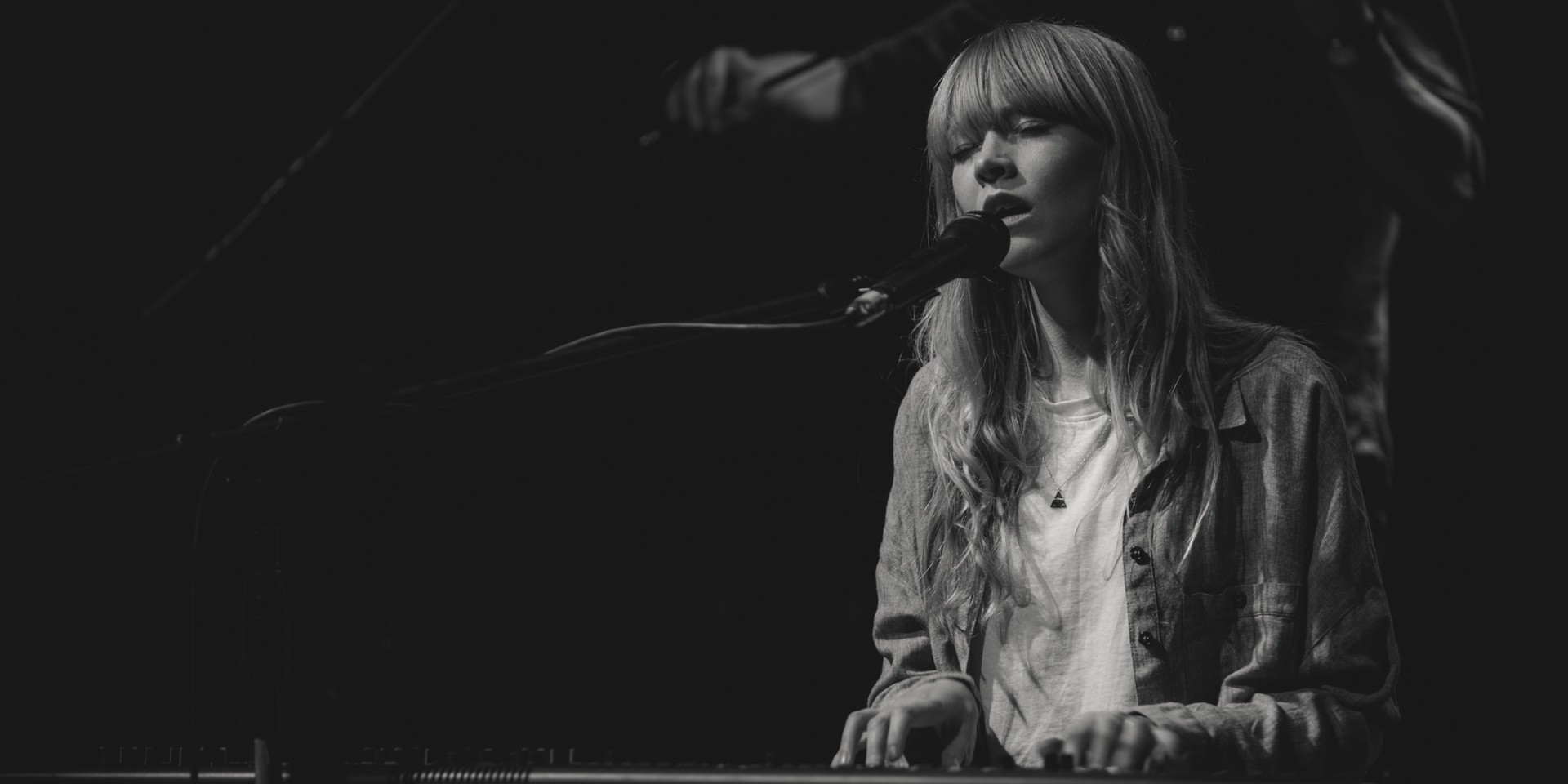 Lucy Rose takes on sexism with powerful new single 'Treat Me Like A Woman' – listen