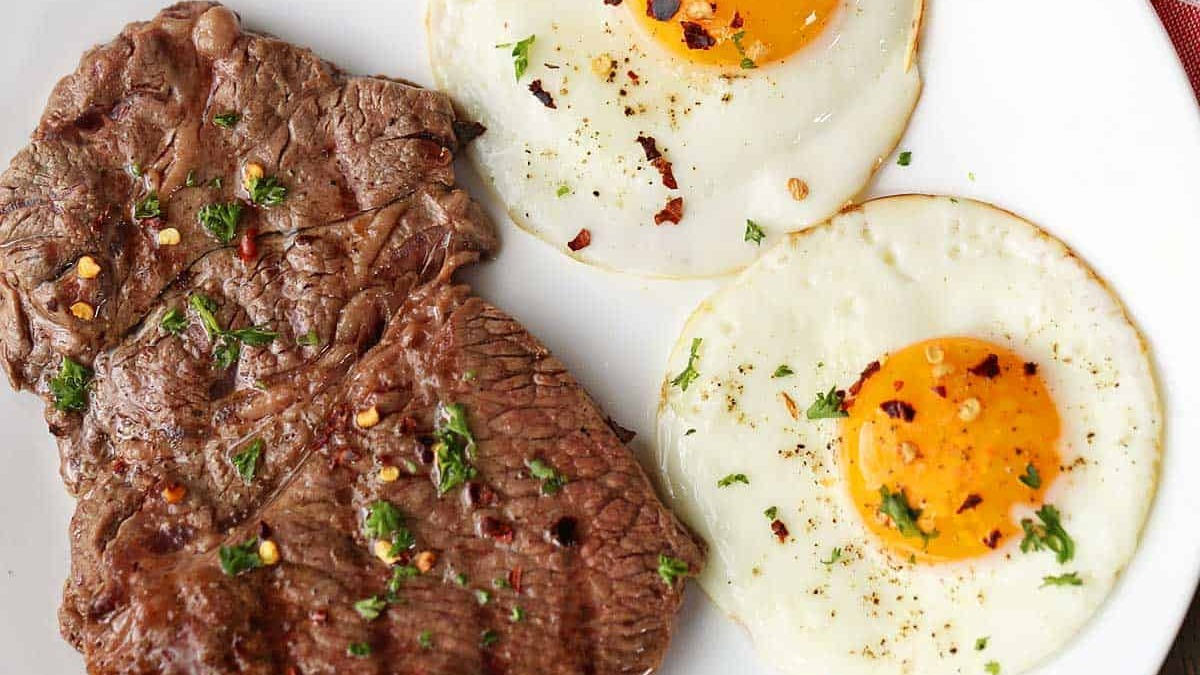Grilled Steak & Eggs