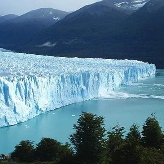 tourhub | Signature DMC | 3-Days and 2 Nights Experience El Calafate with Airfare from Buenos Aires 