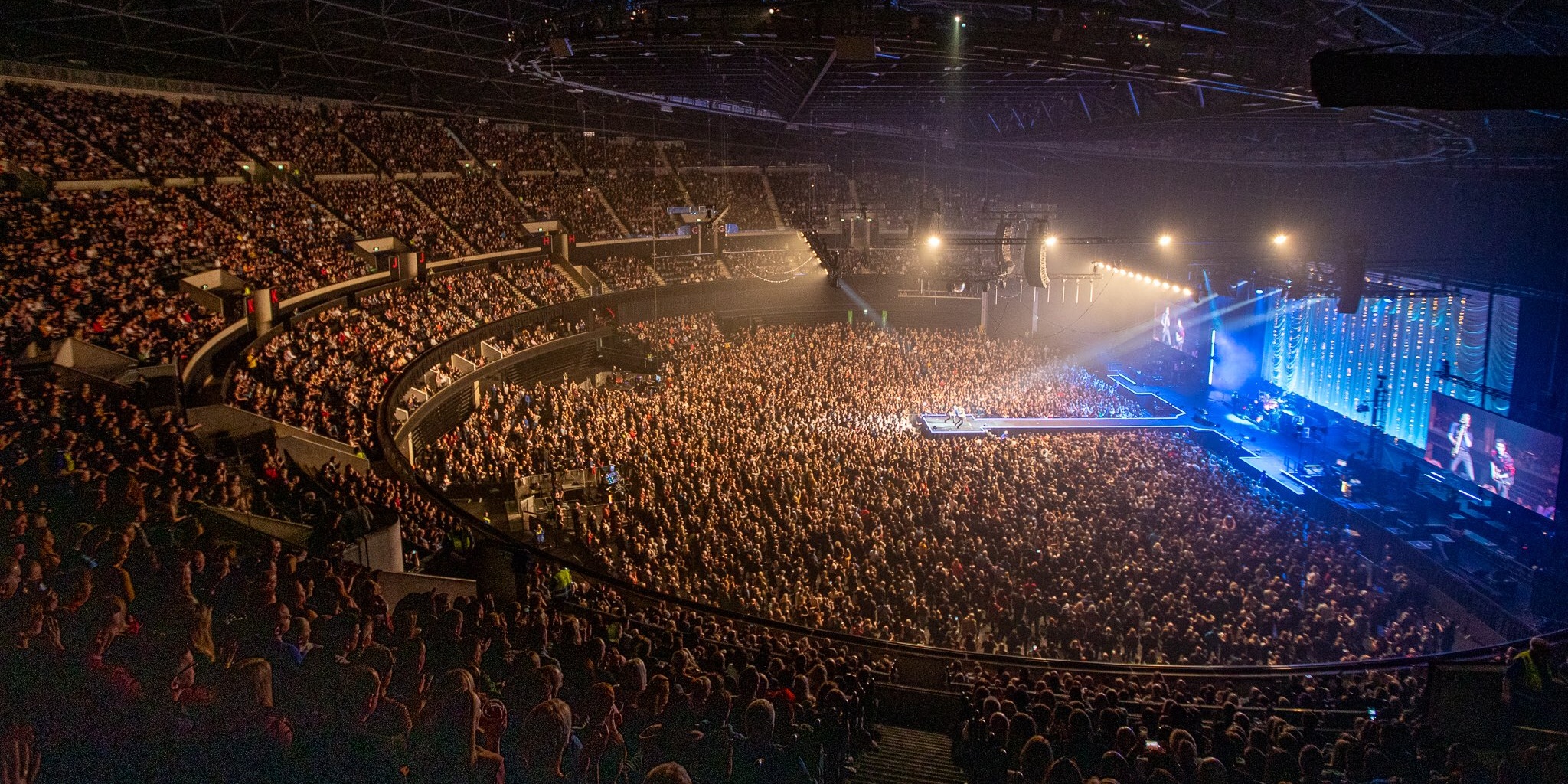 Stereophonics Receive Backlash For Holding Massive Arena Shows In Time