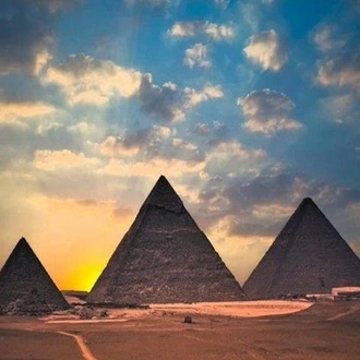 tourhub | Sun Pyramids Tours | Enjoy Christmas and NY Watching Wonders of Egypt in 9 days 