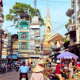 tourhub | LVP Travel Vietnam | VIETNAM 10 DAYS - UNIQUE EXPERIENCES 