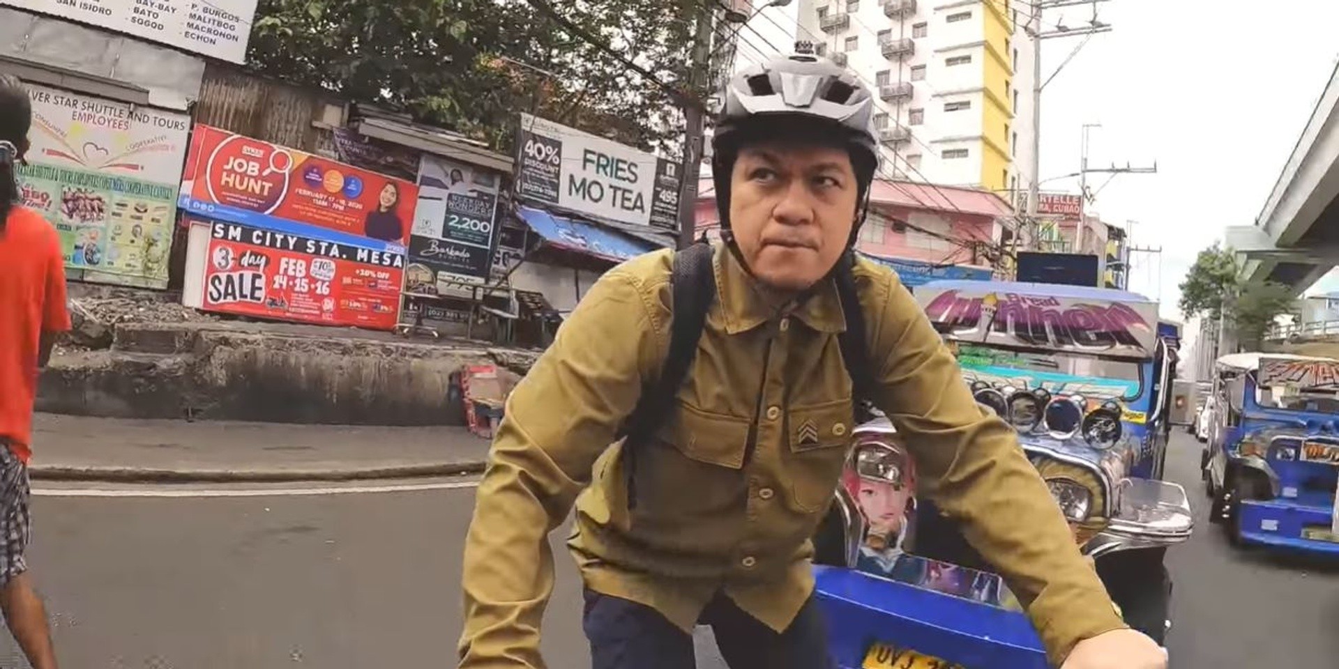 Sandwich's Raymund Marasigan battles with Manila traffic in 'Buhol Buhol' music video – watch