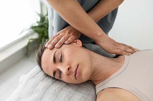 Représentation de la formation : Toucher relationnel : Développer une qualité de présence par le toucher-massage