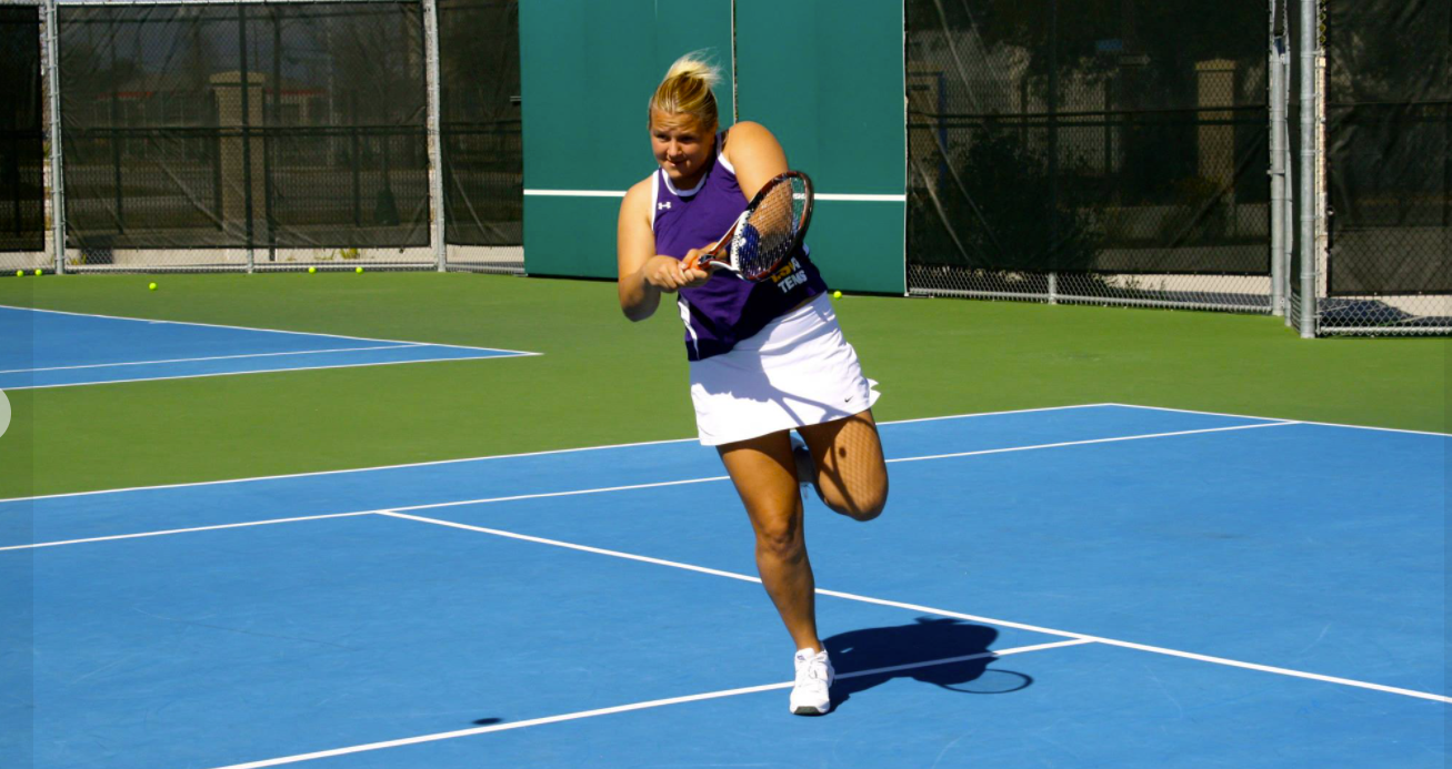 Sabine teaches tennis lessons in Robinson, TX