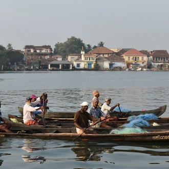 tourhub | Agora Voyages | Grand Imperial Monuments & Backwater of Kerala Tour From Mumbai 