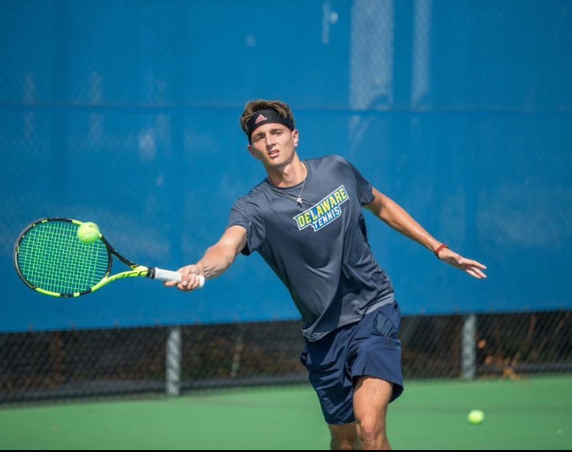 Tennis coach picture