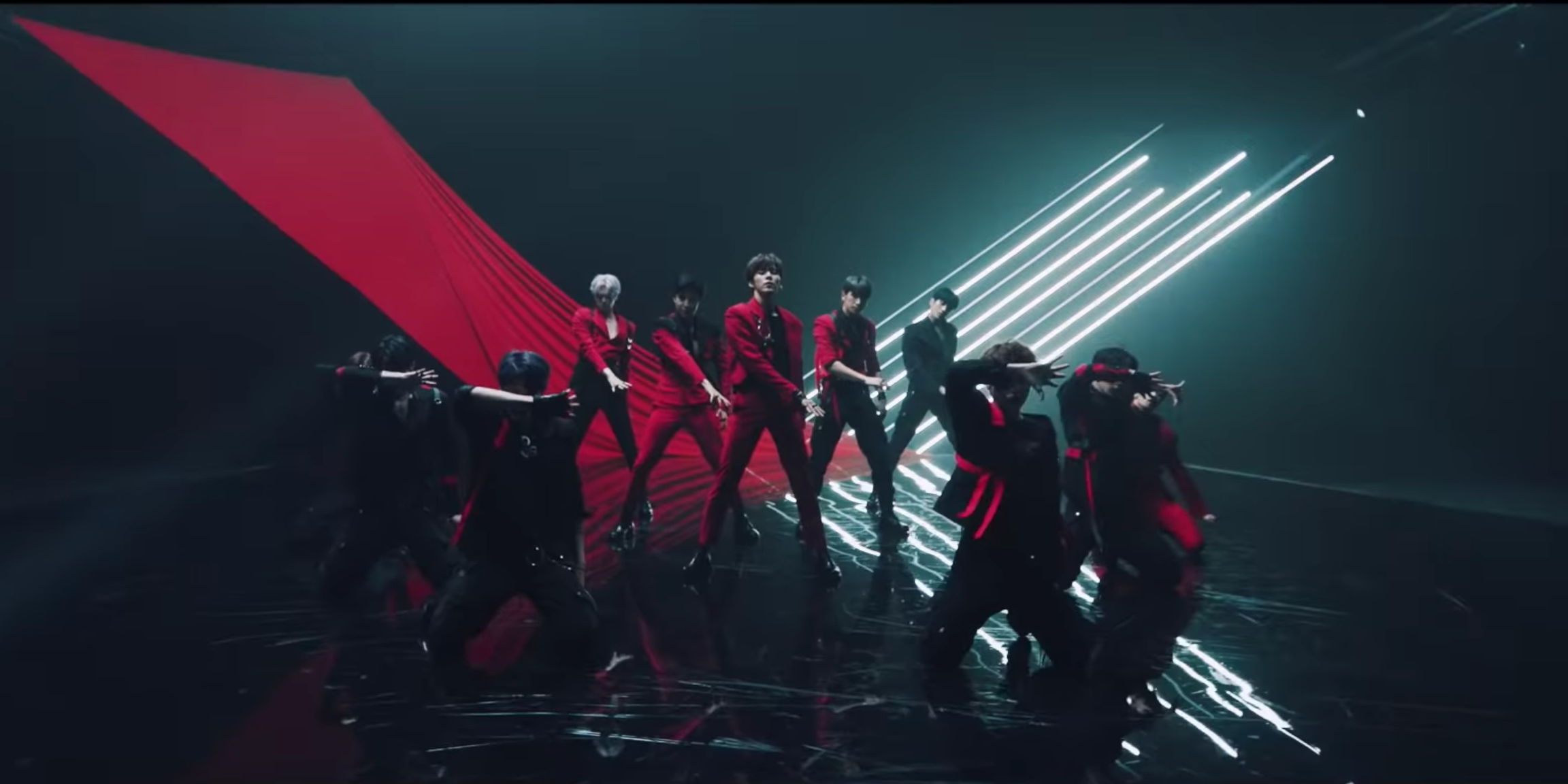 K Pop Group X1 Makes Grand Debut With 'Flash'   Watch | Bandwagon