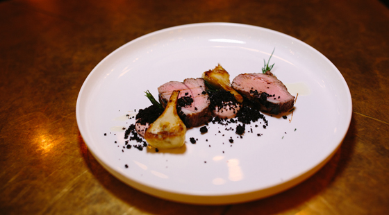 1251 organic-kent-breed-lamb-with-smoked-cods-roe-artichokes-black-olives-and-garlic credit-to-jessica-jill-partridge