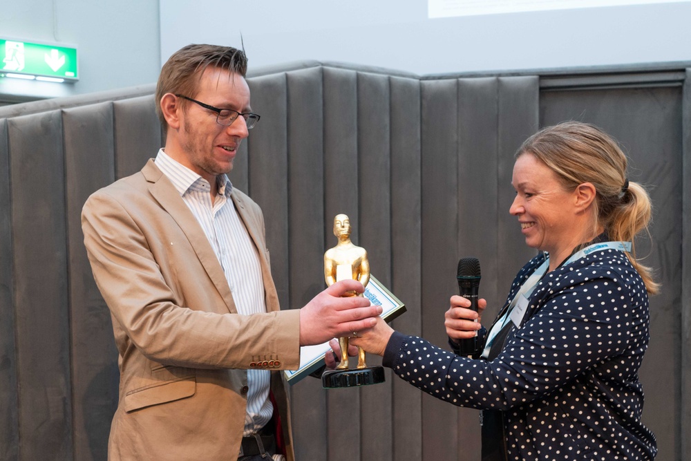 Sten Jacobsson, vårdenhetsöverläkare på Skaraborgs sjukhus i Skövde, var på plats och tog emot priset. Foto: Jannis Politidis