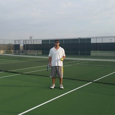 Greg L. teaches tennis lessons in San Antonio, TX