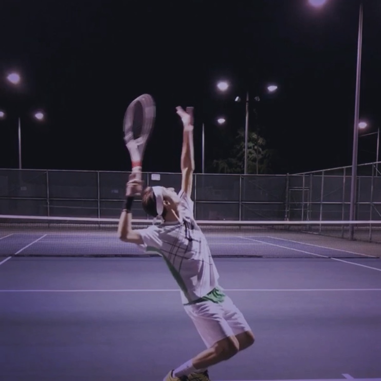 Giovanni G. teaches tennis lessons in Studio City, CA