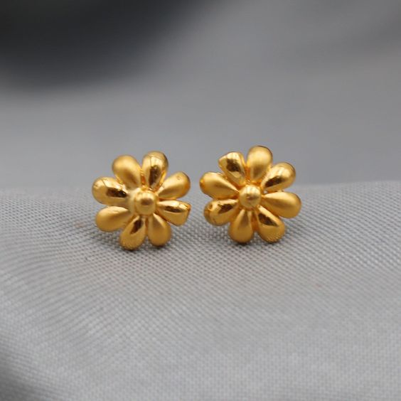 ||Floral studs gold earrings ||