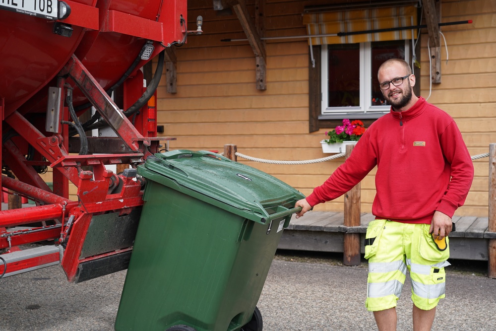 Jim Svensson, Ohlssons renhållningschaufför i Osby