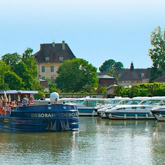 tourhub | CroisiEurope Cruises | Cruise on the Marne-Rhine canal from Epernay to Paris (port-to-port cruise) 