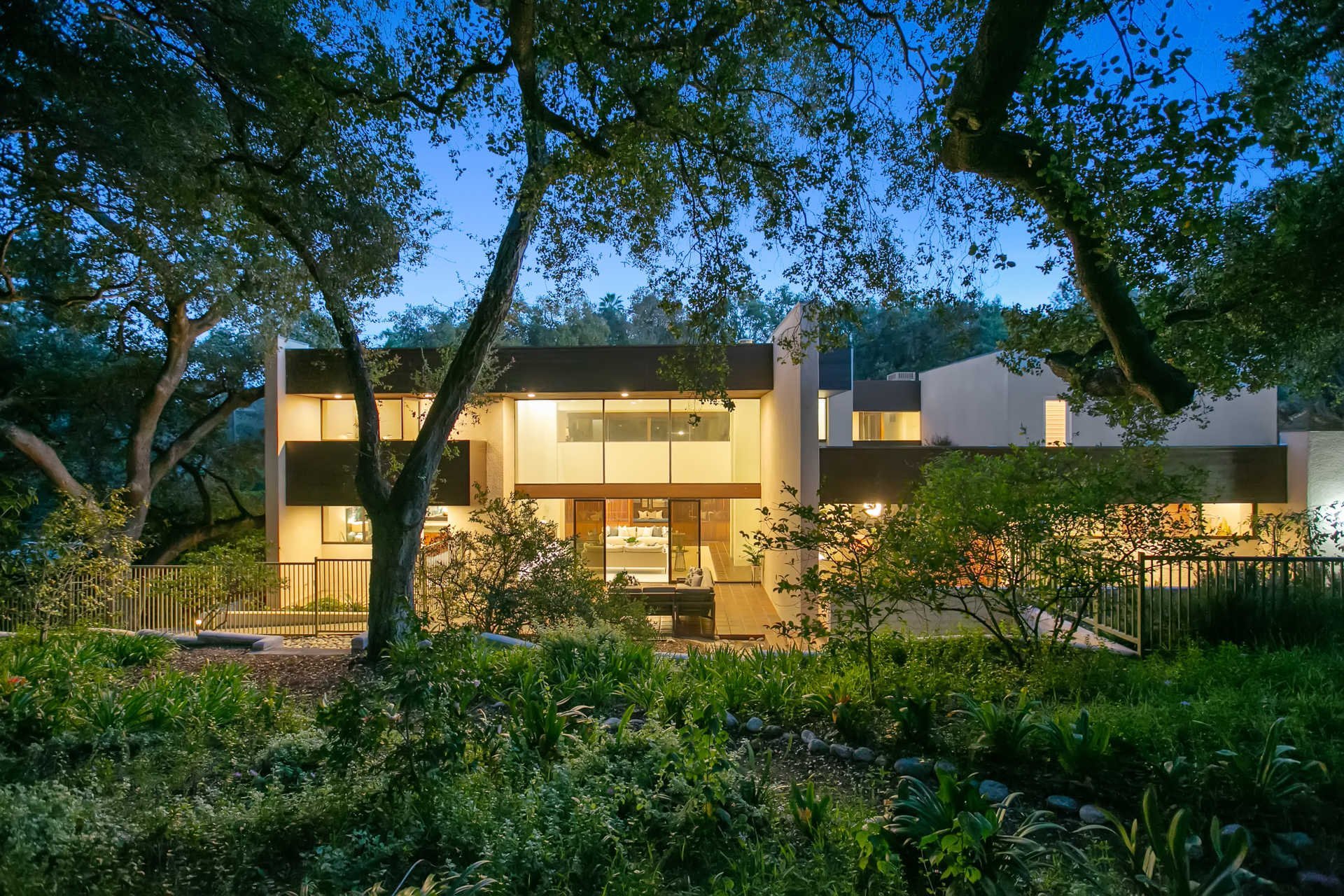 Celebrating An Iconic Buff & Hensman Residence In Pasadena | The Agency